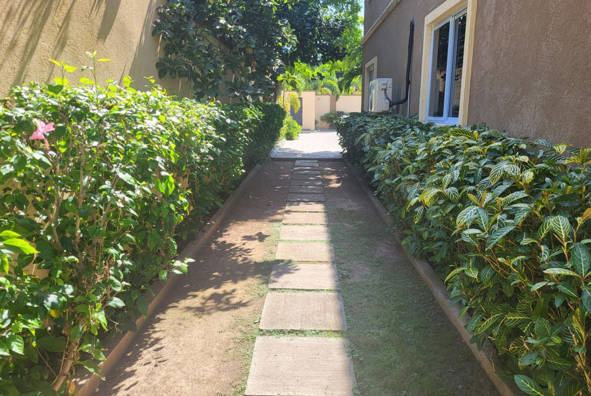 Fourth image of 6-4 Ravinia Road in Kingston 6, St. Andrew, Jamaica - property is For Sale