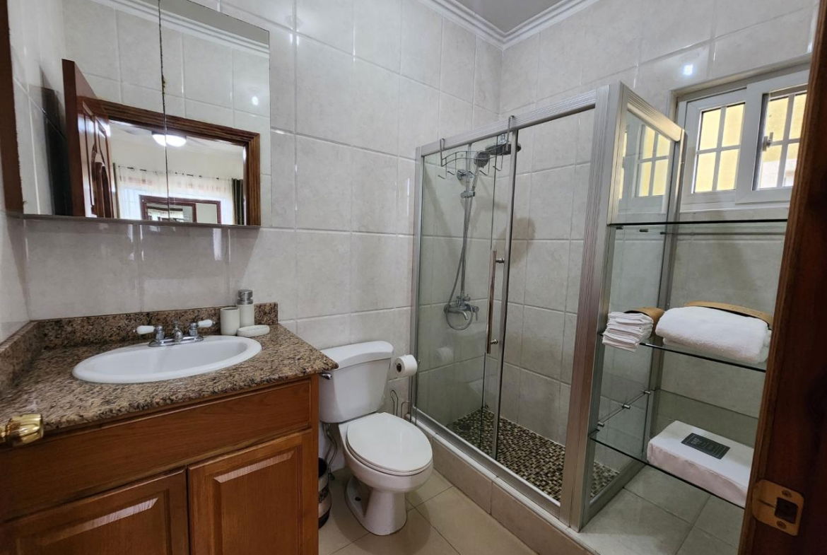 Eleventh image of 11-7 Liguanea Ave in Kingston 6, St. Andrew, Jamaica - property is For Sale