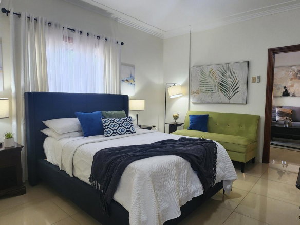 First image of 11-7 Liguanea Ave in Kingston 6, St. Andrew, Jamaica - property is For Sale