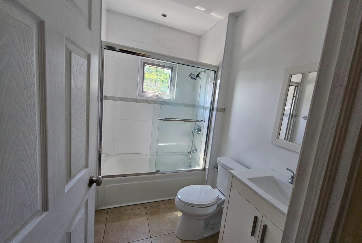 Fifteenth image of Unit 8,- 1 Reading, Montego Bay in Montego Bay, St. James, Jamaica - property is For Rent