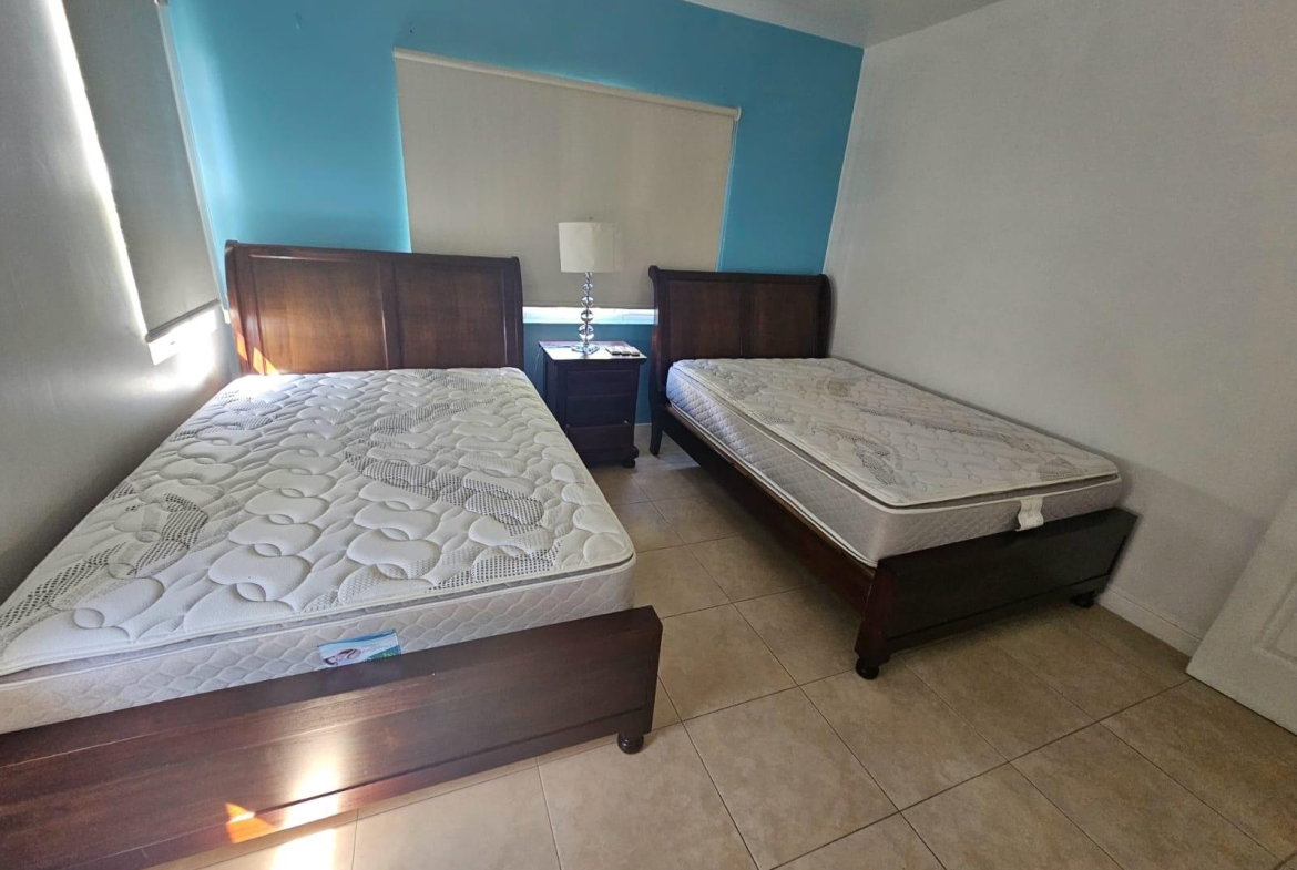 Twenty-Fifth image of Unit 8,- 1 Reading, Montego Bay in Montego Bay, St. James, Jamaica - property is For Rent