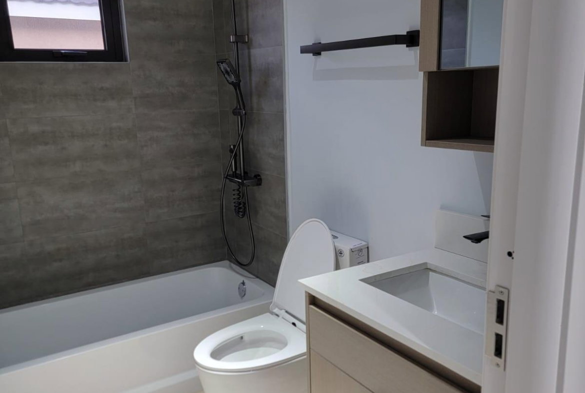 Fourteenth image of 510-oak Estate Bernard Lodge, St. Cather in Bernard Lodge, St. Catherine, Jamaica - property is For Rent