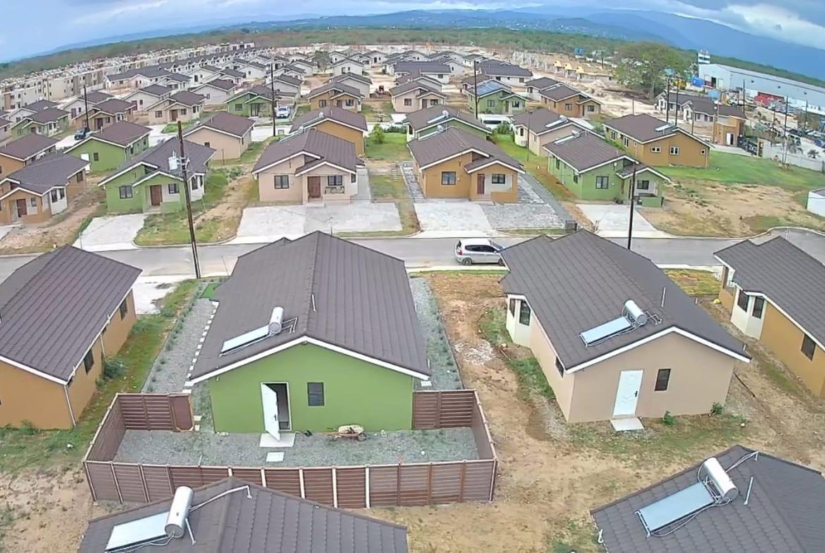 Fifth image of 510-oak Estate Bernard Lodge, St. Cather in Bernard Lodge, St. Catherine, Jamaica - property is For Rent