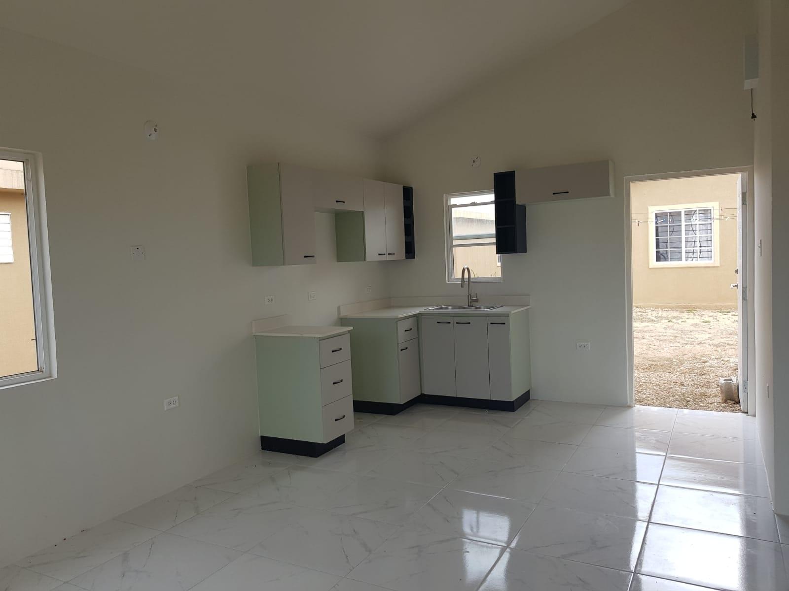 Sixth image of 887 Phoenix Park Village 2 in Greater Portmore, St. Catherine, Jamaica - property is For Rent