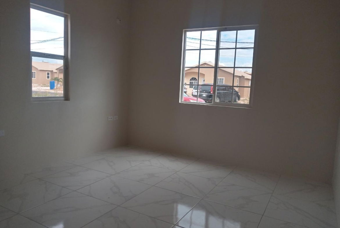 Eighth image of 105 Phoenix Park Village 2 in Greater Portmore, St. Catherine, Jamaica - property is For Rent