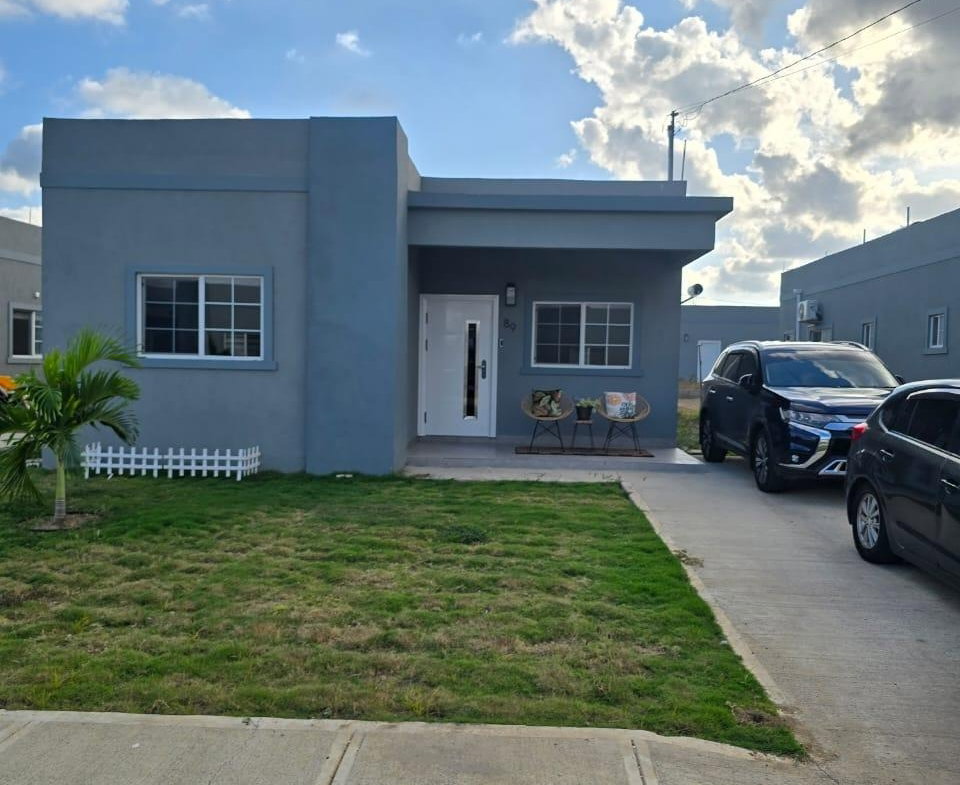 Third image of Scarborough Ave,port Ridg in Phoenix Park, St. Catherine, Jamaica - property is For Rent