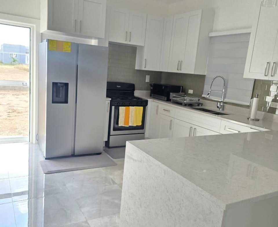 Seventh image of Scarborough Ave,port Ridg in Phoenix Park, St. Catherine, Jamaica - property is For Rent