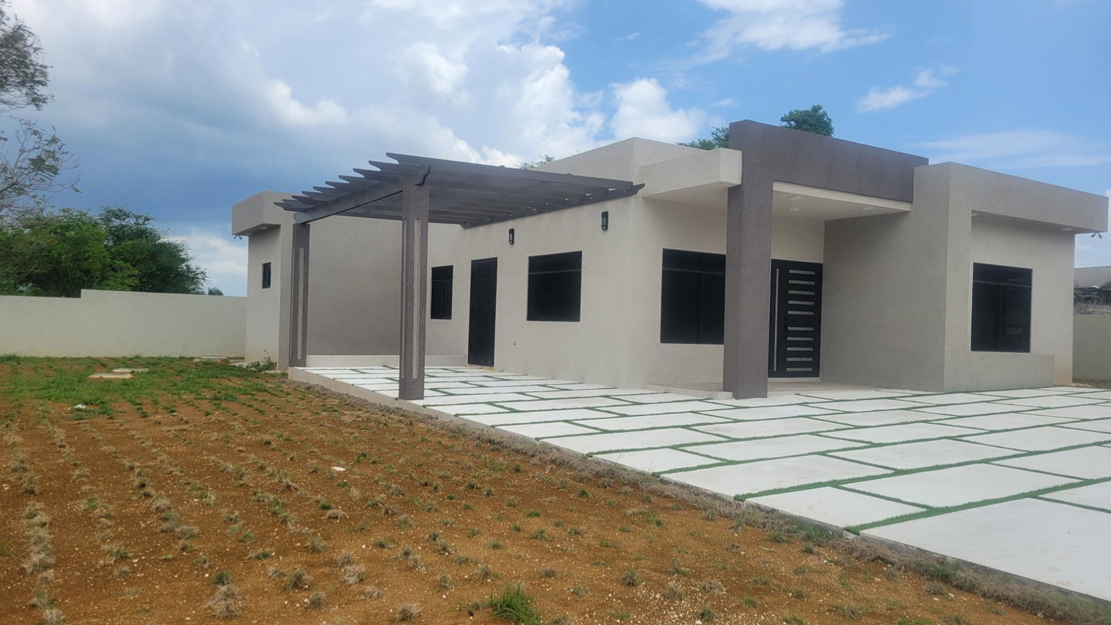 Second image of 4 Longwood, Santa Cruz in Santa Cruz, St. Elizabeth, Jamaica - property is For Sale