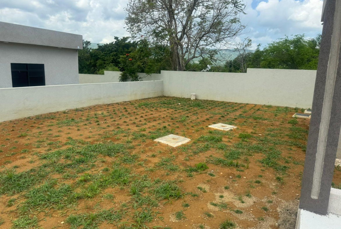 Seventeenth image of 4 Longwood, Santa Cruz in Santa Cruz, St. Elizabeth, Jamaica - property is For Sale