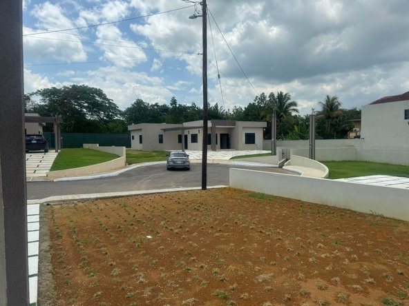 Eighteenth image of 4 Longwood, Santa Cruz in Santa Cruz, St. Elizabeth, Jamaica - property is For Sale