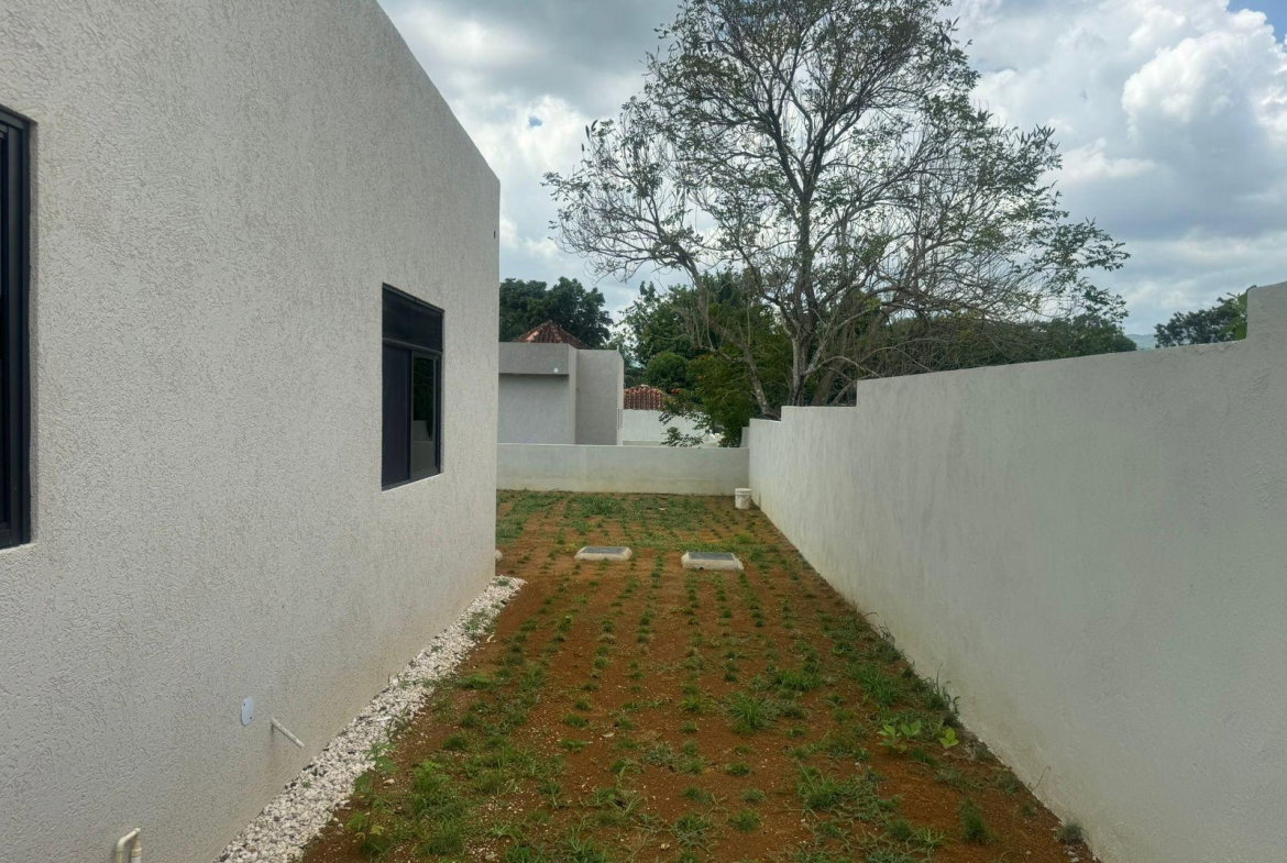 Nineteenth image of 4 Longwood, Santa Cruz in Santa Cruz, St. Elizabeth, Jamaica - property is For Sale