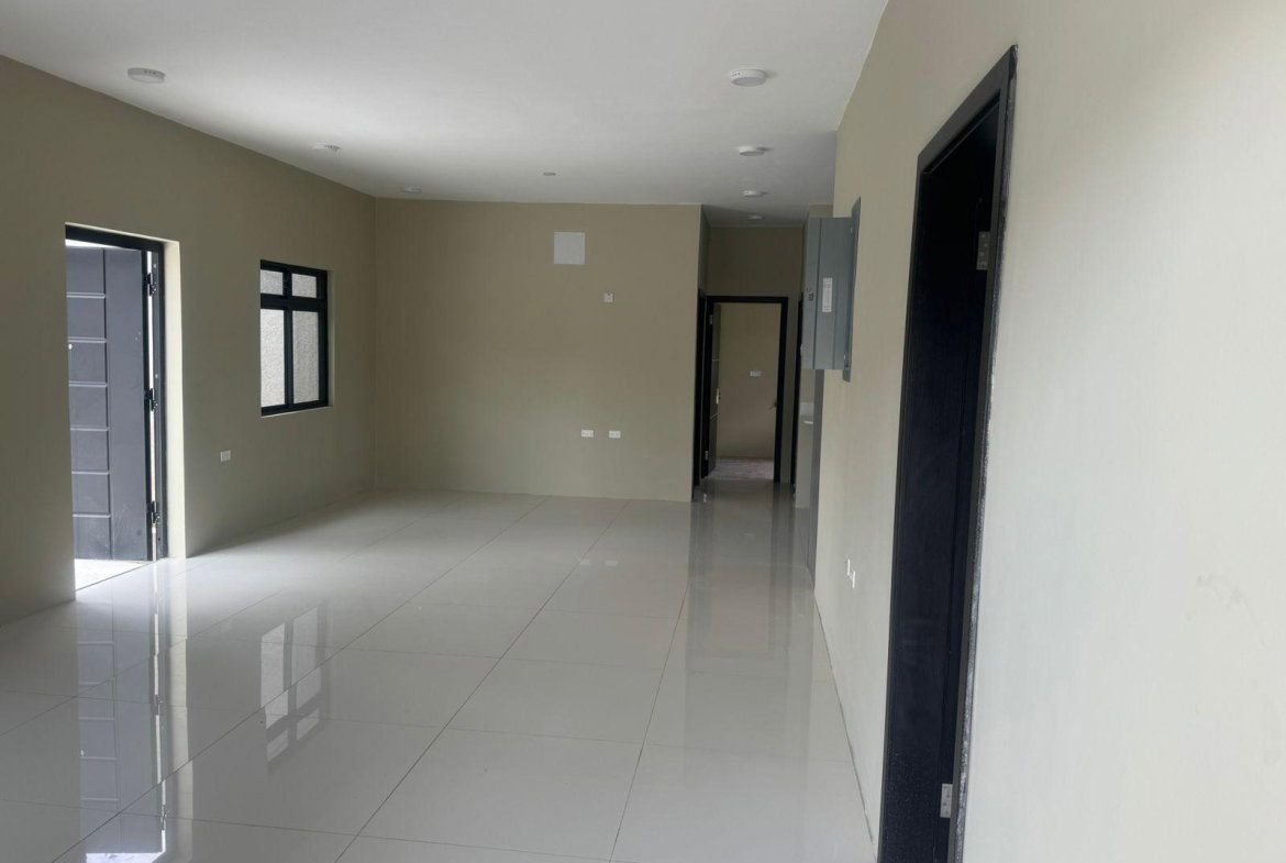 Seventh image of 4 Longwood, Santa Cruz in Santa Cruz, St. Elizabeth, Jamaica - property is For Sale