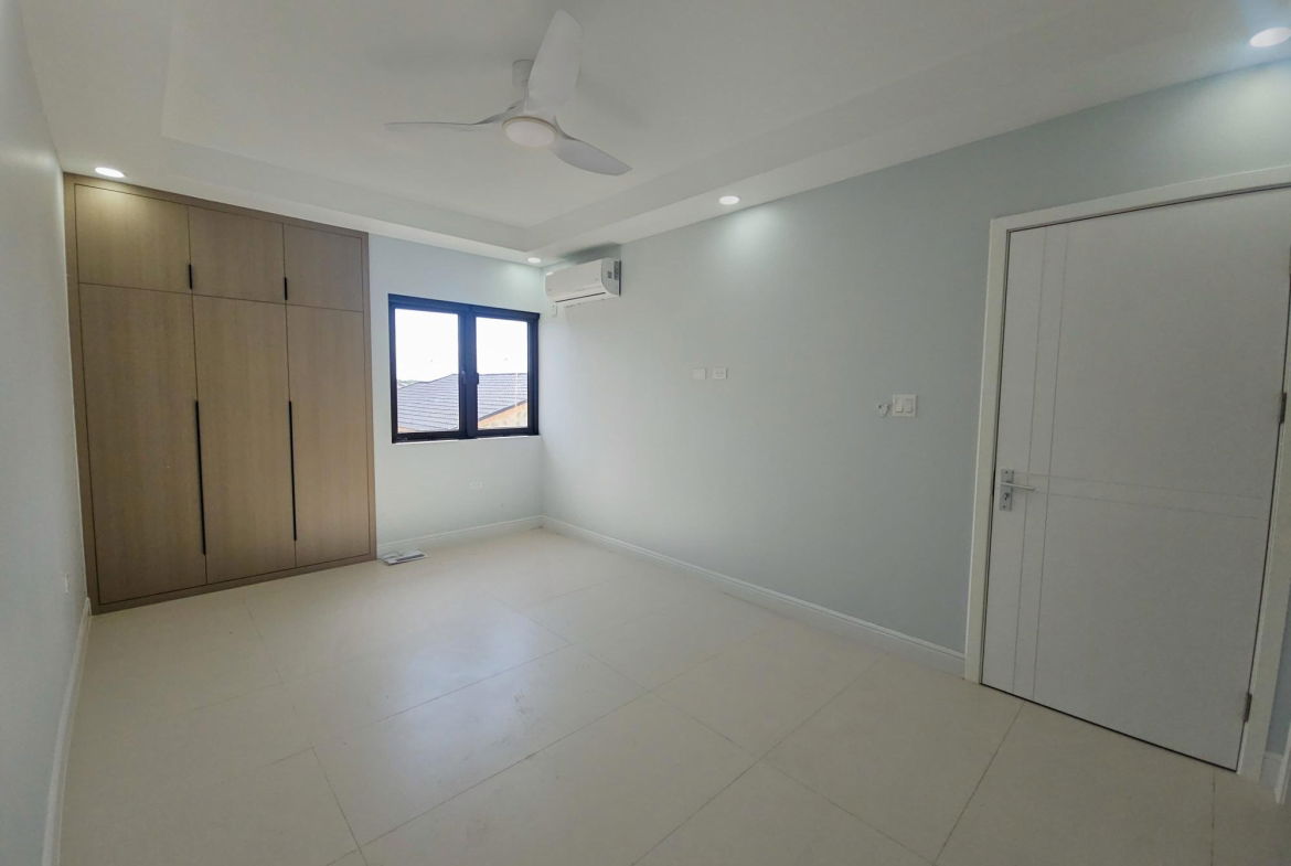 Ninth image of Municipal Boulevard in Greater Portmore, St. Catherine, Jamaica - property is For Rent