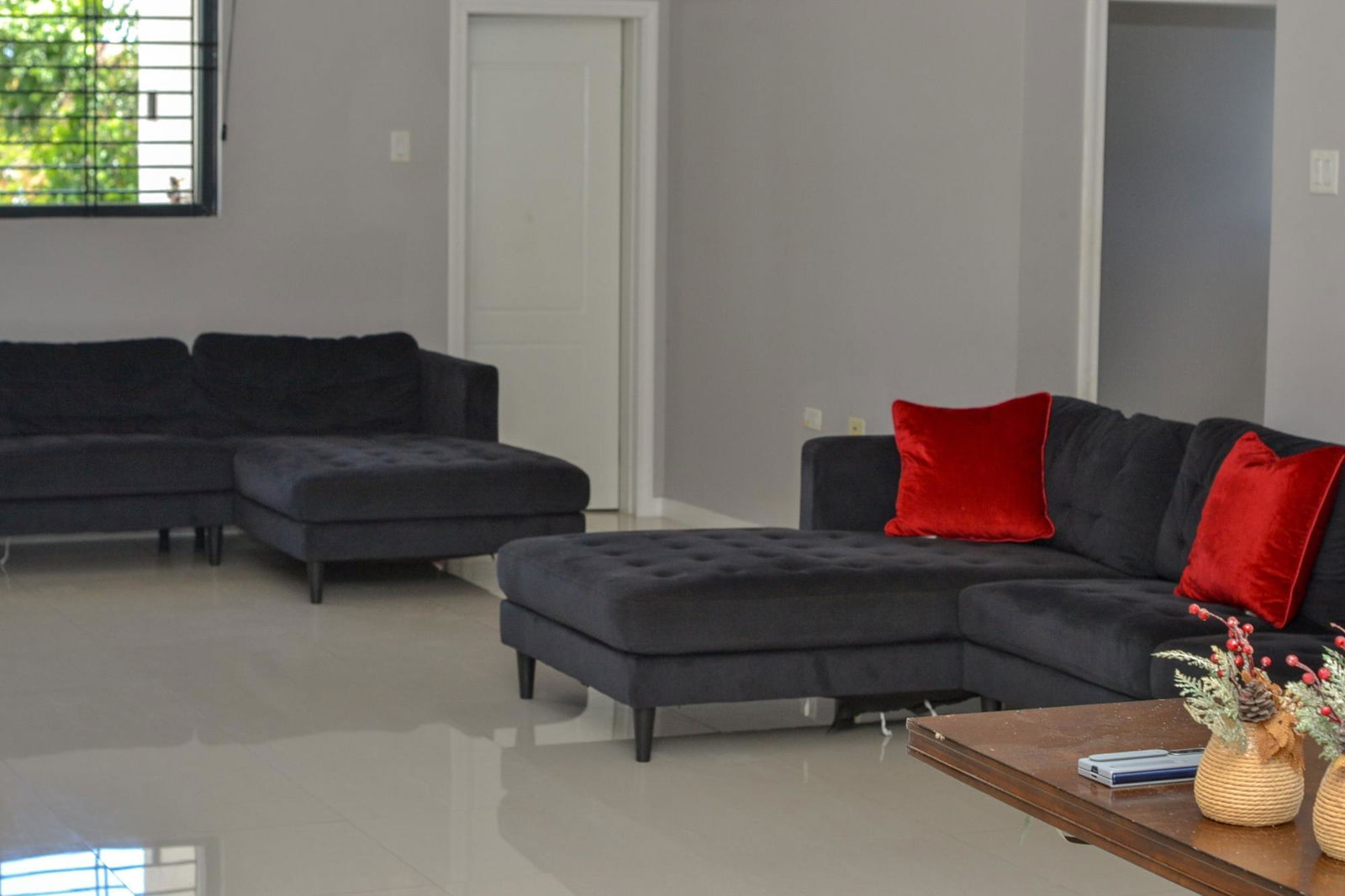 Sixth image of Apt. 7-6 Old Church Avenue, Kingst in Kingston 8, St. Andrew, Jamaica - property is For Rent