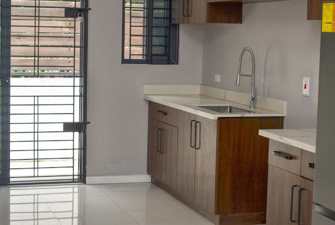 Ninth image of Apt. 7-6 Old Church Avenue, Kingst in Kingston 8, St. Andrew, Jamaica - property is For Rent