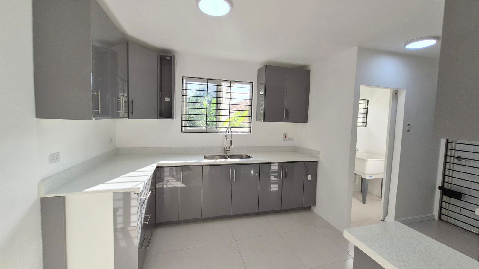 Second image of Unit #3-5 Hope View Avenue in Kingston 6, St. Andrew, Jamaica - property is For Rent