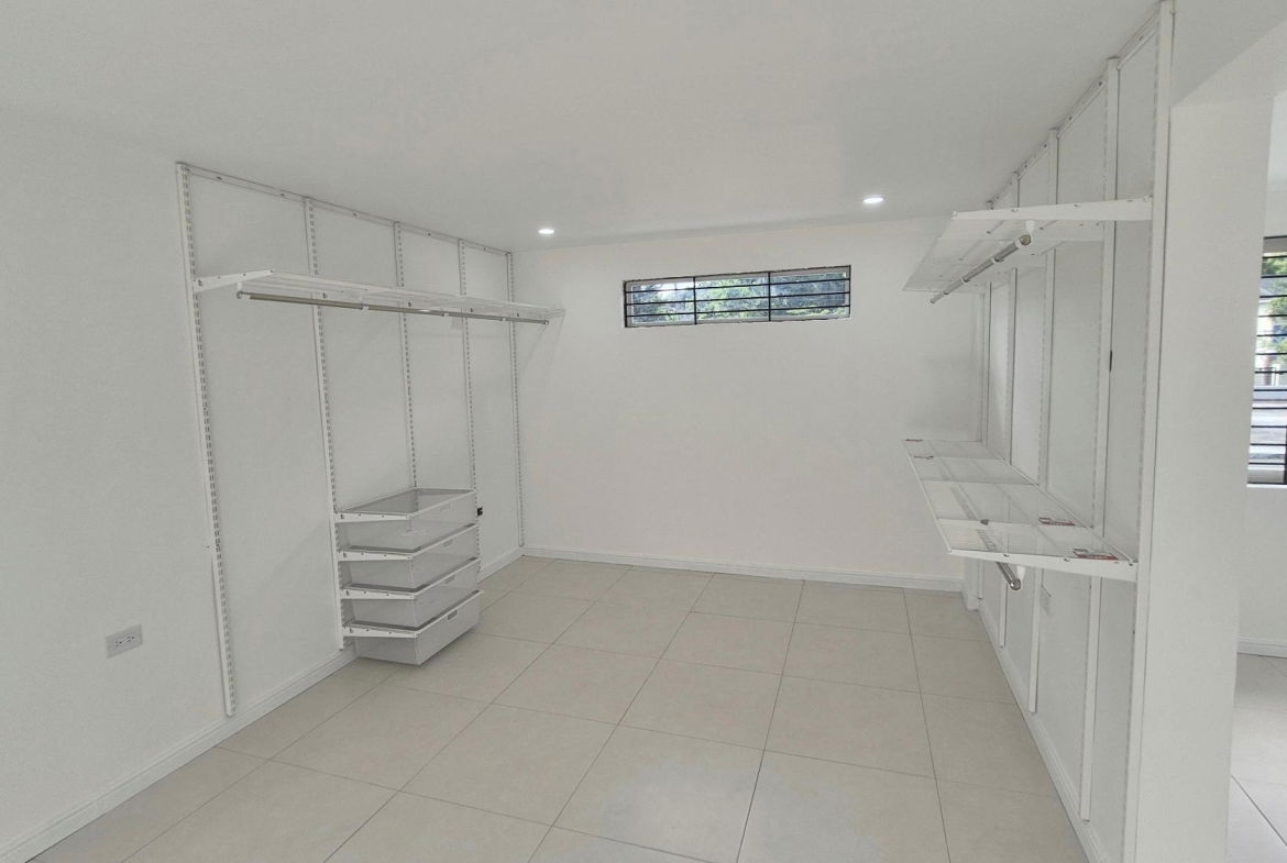 Sixteenth image of Unit #3-5 Hope View Avenue in Kingston 6, St. Andrew, Jamaica - property is For Rent