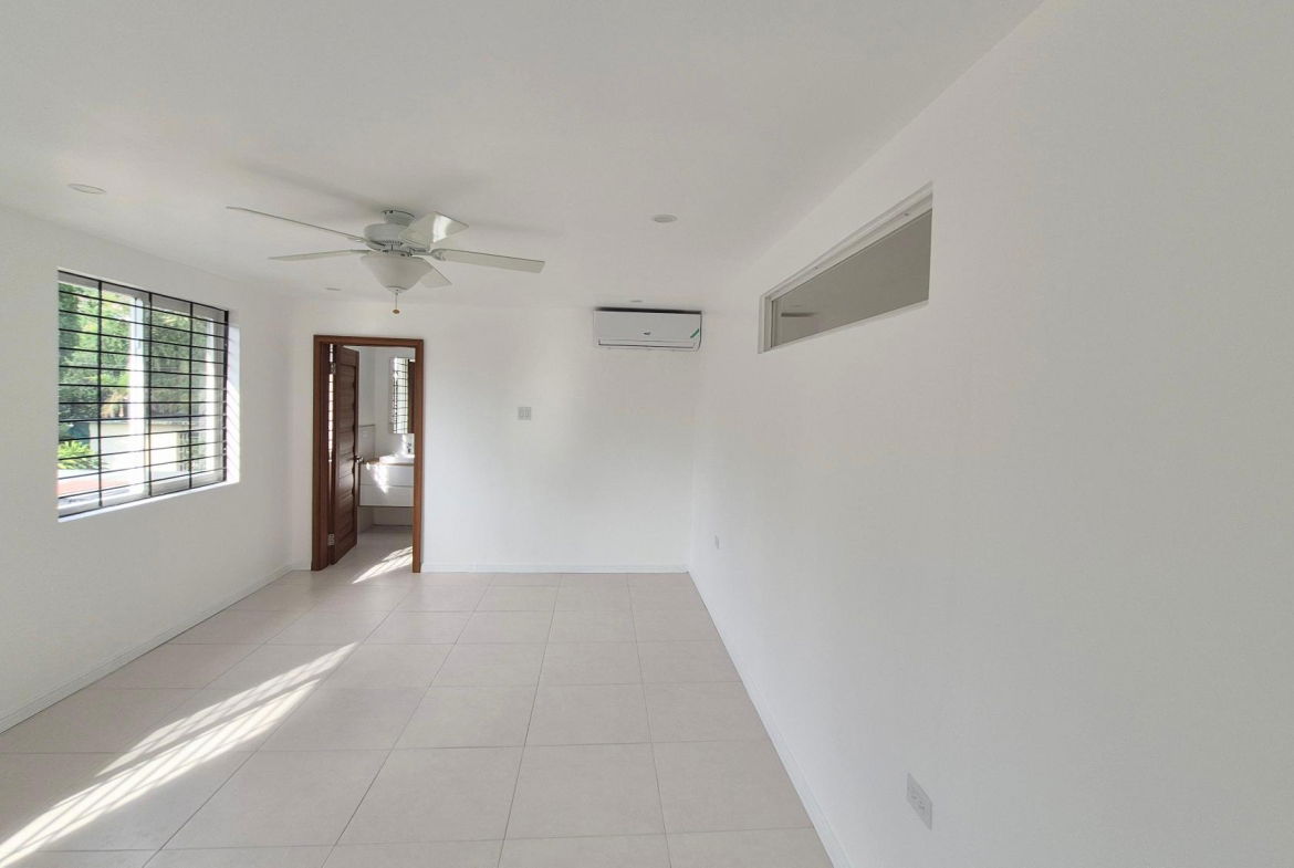 Seventeenth image of Unit #3-5 Hope View Avenue in Kingston 6, St. Andrew, Jamaica - property is For Rent
