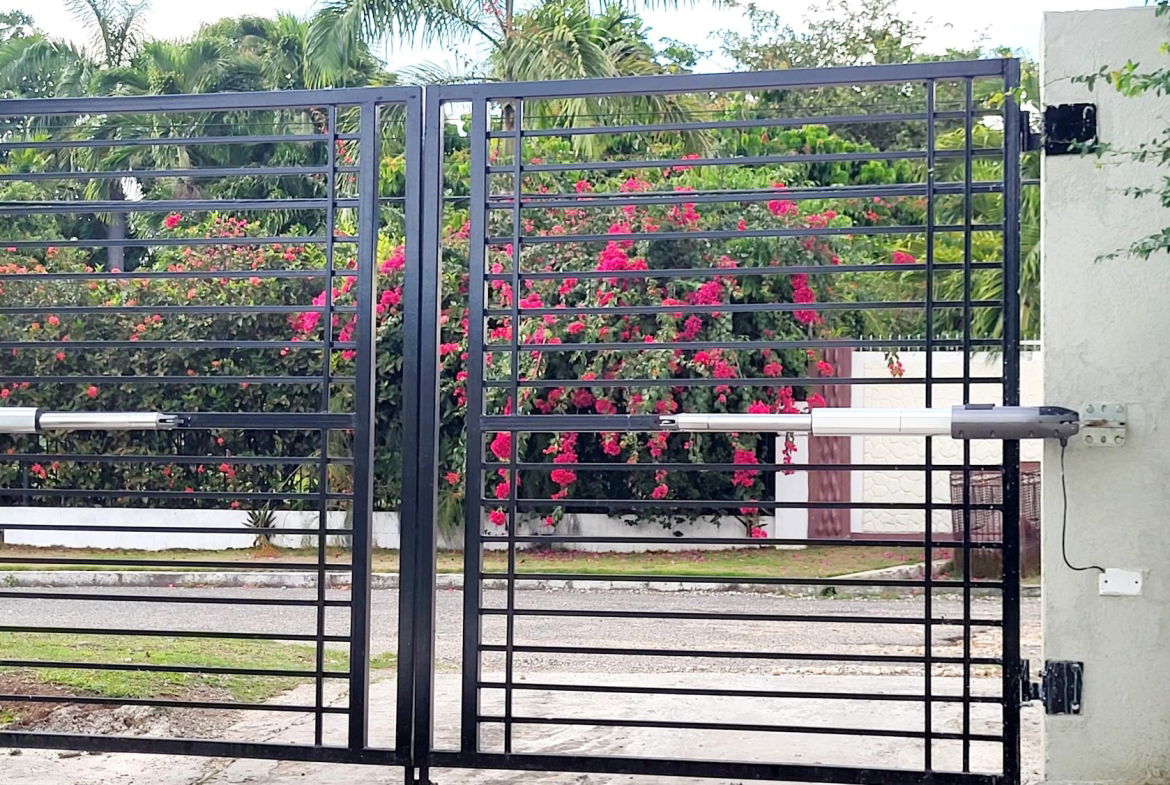Twenty-Second image of Unit #3-5 Hope View Avenue in Kingston 6, St. Andrew, Jamaica - property is For Rent