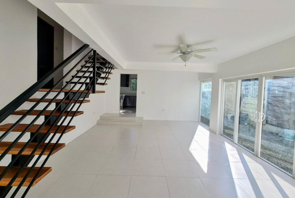 Ninth image of Unit #3-5 Hope View Avenue in Kingston 6, St. Andrew, Jamaica - property is For Rent