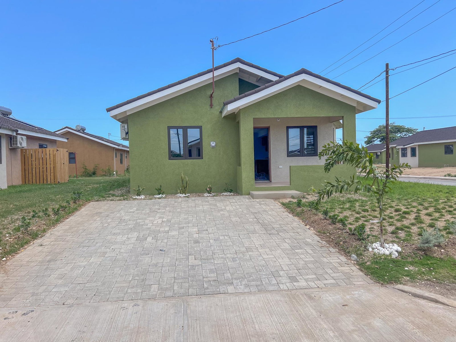 Fourth image of 507 Oak Estates in Bernard Lodge, St. Catherine, Jamaica - property is For Rent
