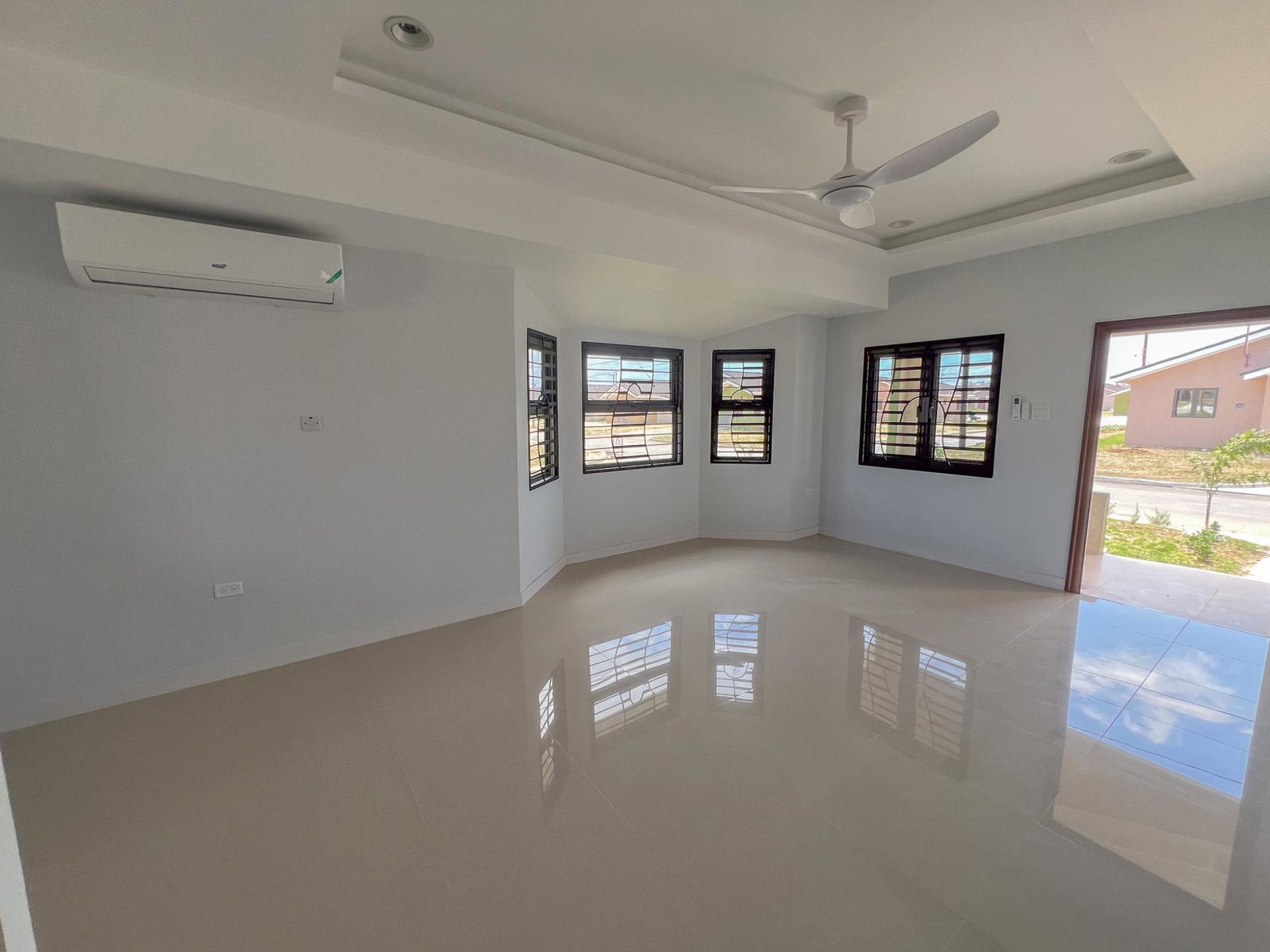 Seventh image of 507 Oak Estates in Bernard Lodge, St. Catherine, Jamaica - property is For Rent