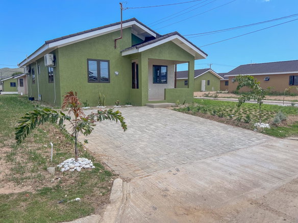 First image of 507 Oak Estates in Bernard Lodge, St. Catherine, Jamaica - property is For Rent