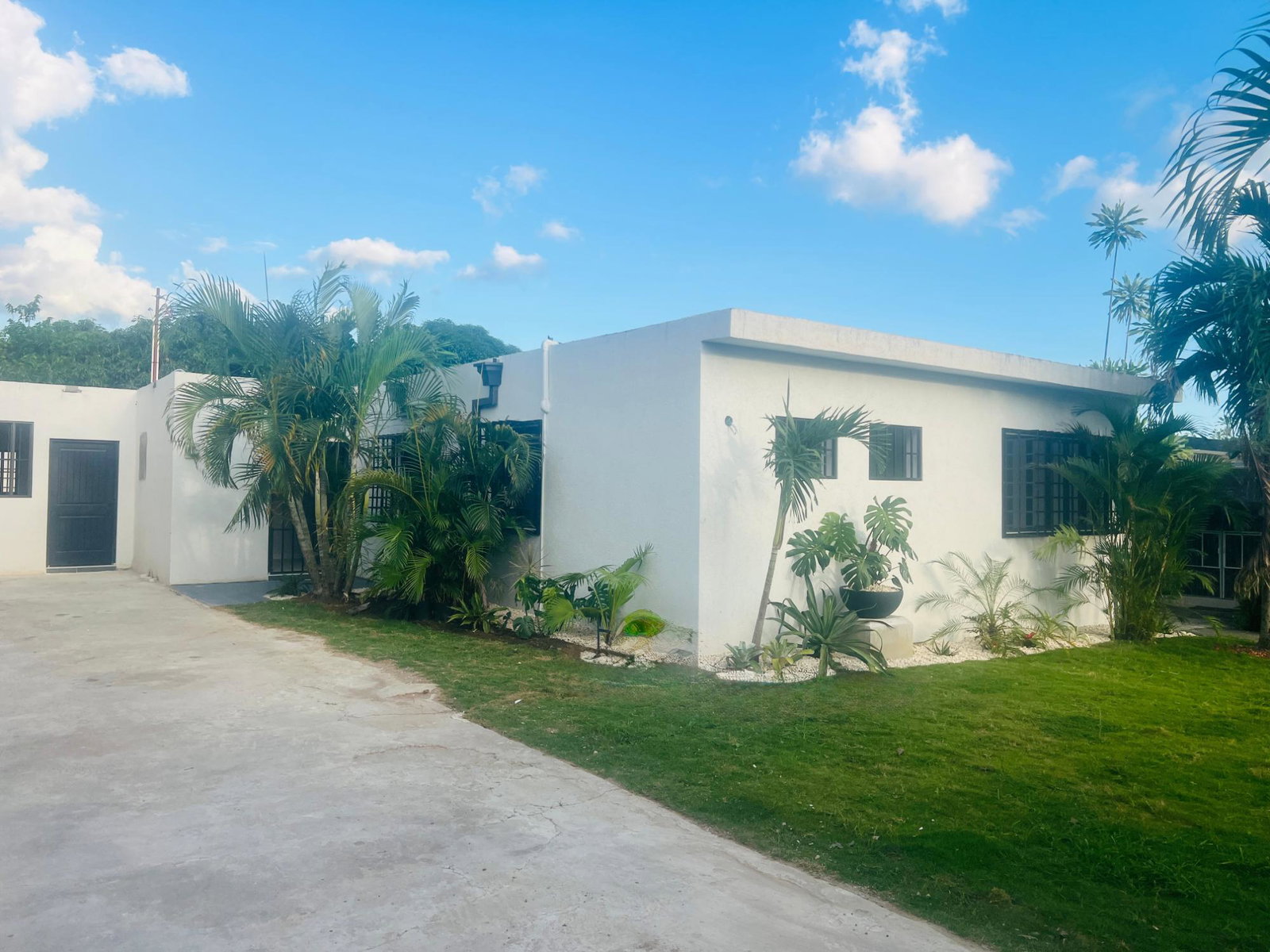 Second image of 6 Temple Meads in Kingston 6, St. Andrew, Jamaica - property is For Rent