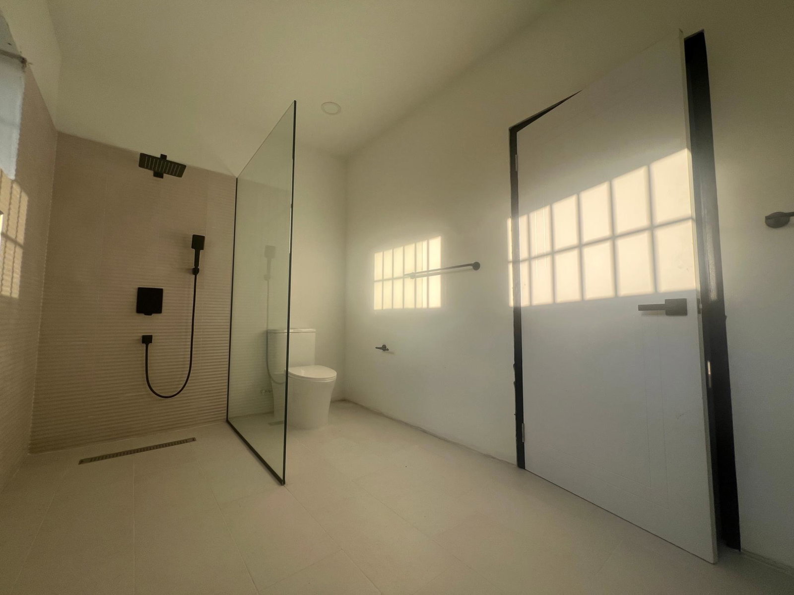 Eighth image of 6 Temple Meads in Kingston 6, St. Andrew, Jamaica - property is For Rent