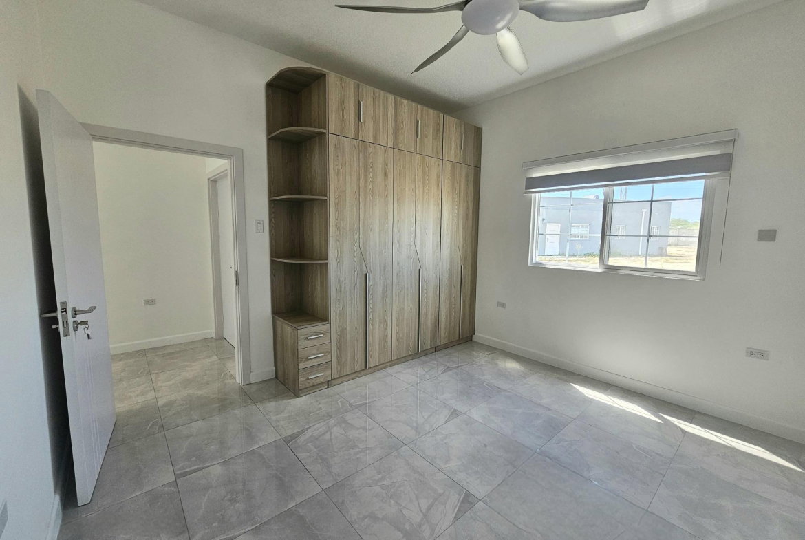 Twelfth image of 53 Woodbridge Circle in Greater Portmore, St. Catherine, Jamaica - property is For Sale