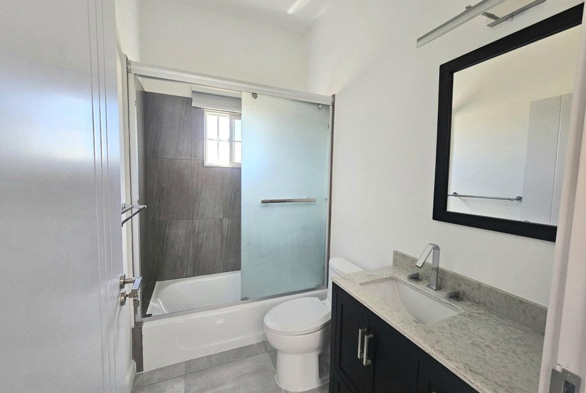 Ninth image of 53 Woodbridge Circle in Greater Portmore, St. Catherine, Jamaica - property is For Sale