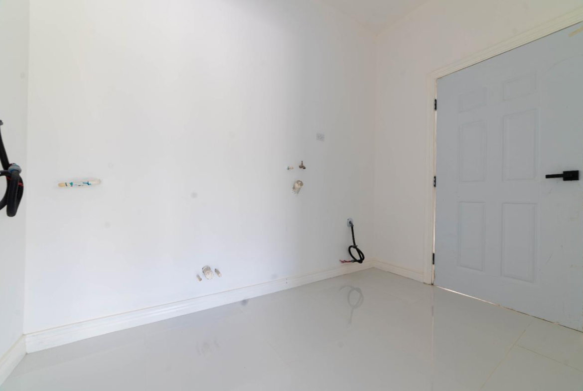 Fourth image of Charlton Avenue in Mandeville, Manchester, Jamaica - property is For Sale