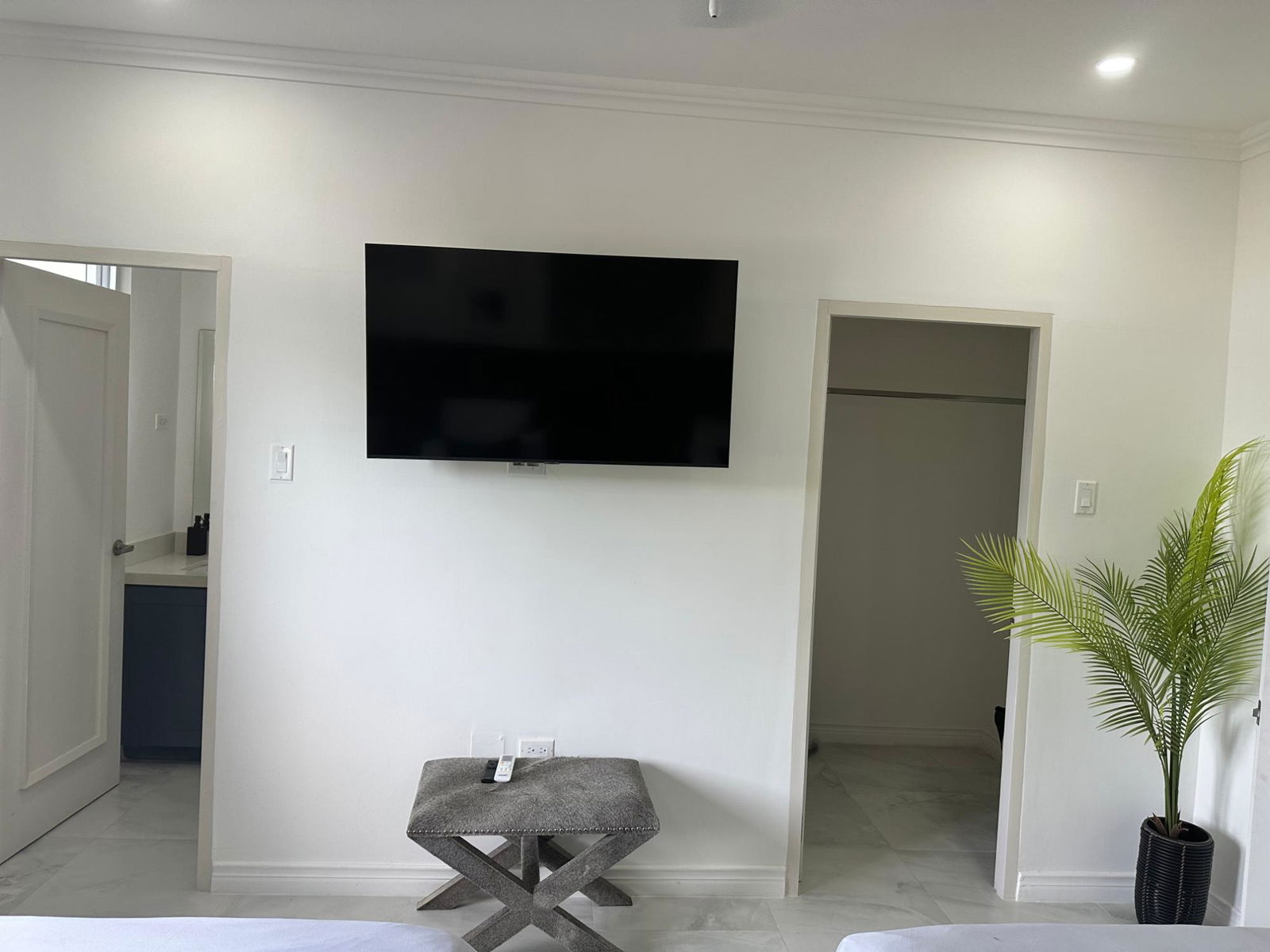 Modern-Furnished-Townhouse-for-Rent-in-Richmond-St.-Ann-Jamaica Sixteenth image of D-3- Richmond St. Ann in Richmond, St. Ann, Jamaica - property is For Rent