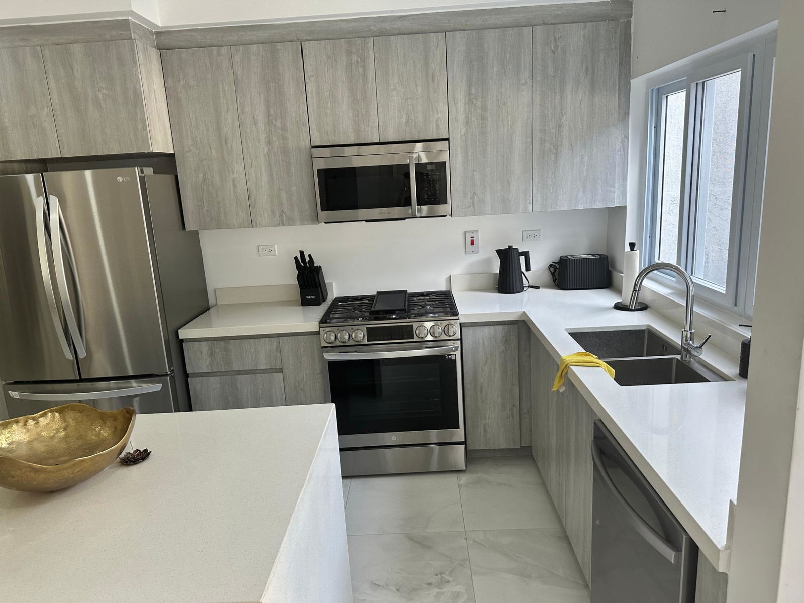 Modern-Furnished-Townhouse-for-Rent-in-Richmond-St.-Ann-Jamaica Sixth image of D-3- Richmond St. Ann in Richmond, St. Ann, Jamaica - property is For Rent