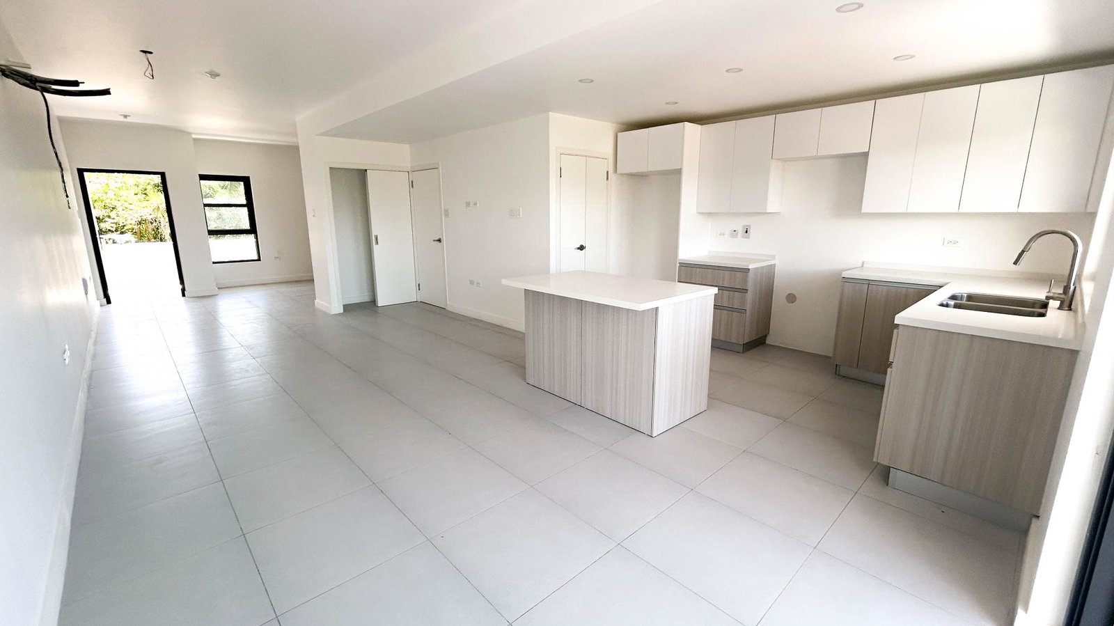 Fourth image of C46-2 1/2 Graham Heights in Kingston 6, St. Andrew, Jamaica - property is For Sale
