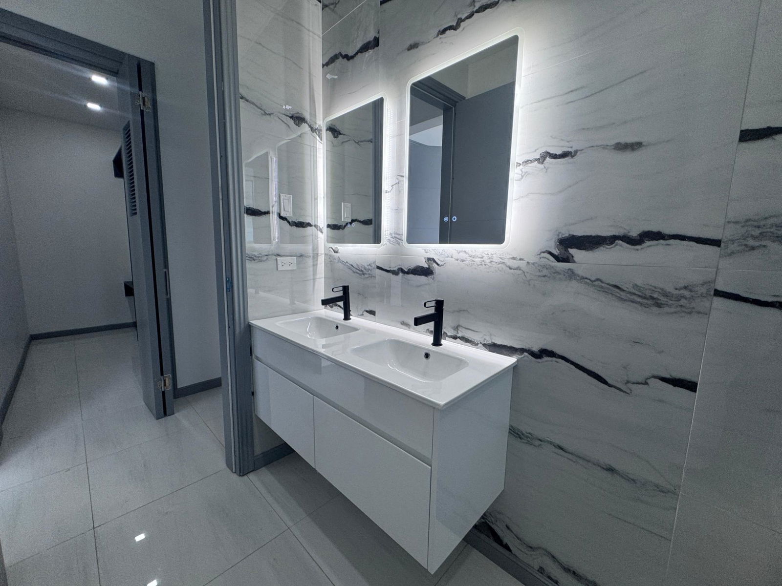 Modern-Townhouse-for-Sale-at-The-Terraces-of-Chancery-St.-Andrew-Jamaica Fourth image of 5-34a-b Chancery Hall in Kingston 19, St. Andrew, Jamaica - property is For Sale