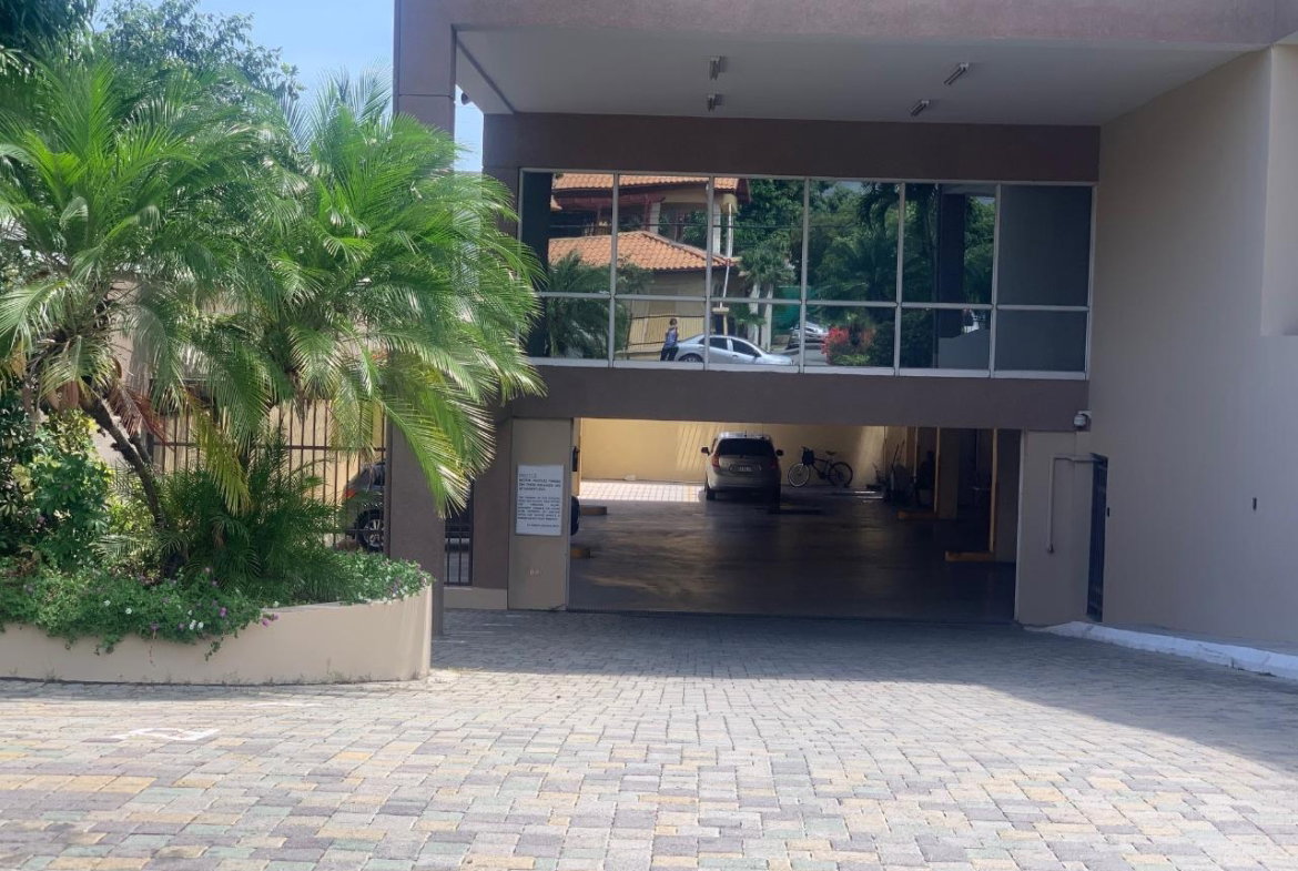 Fourth image of F-1b-19 Hillcrest Avenue in Kingston 6, St. Andrew, Jamaica - property is For Rent