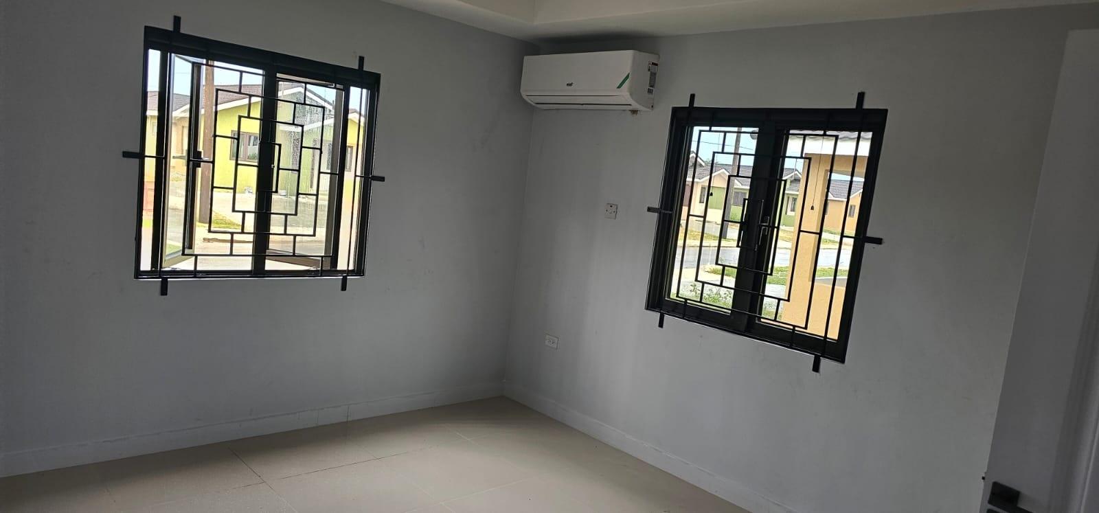 Fourth image of 314- Oak Estates Portmore in Greater Portmore, St. Catherine, Jamaica - property is For Rent