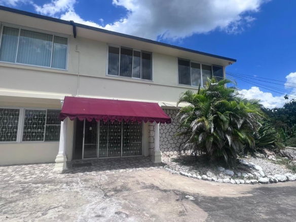 First image of 25 b Oakridge Kingston 8 in Kingston 8, St. Andrew, Jamaica - property is For Rent