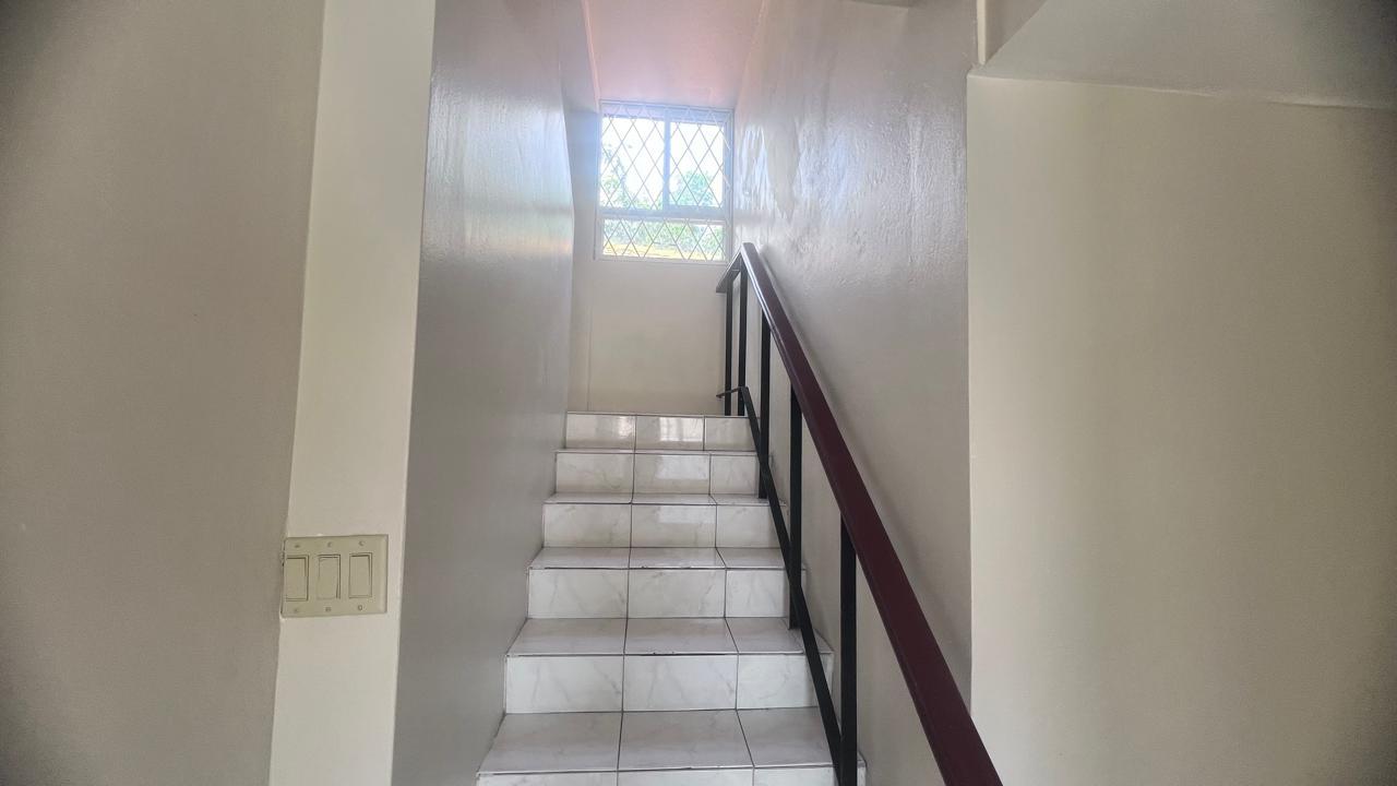 Seventh image of 25 b Oakridge Kingston 8 in Kingston 8, St. Andrew, Jamaica - property is For Rent