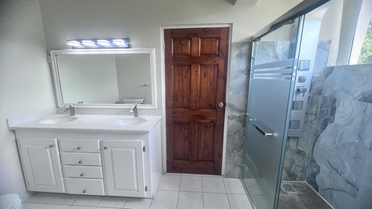 Tenth image of 25 b Oakridge Kingston 8 in Kingston 8, St. Andrew, Jamaica - property is For Rent