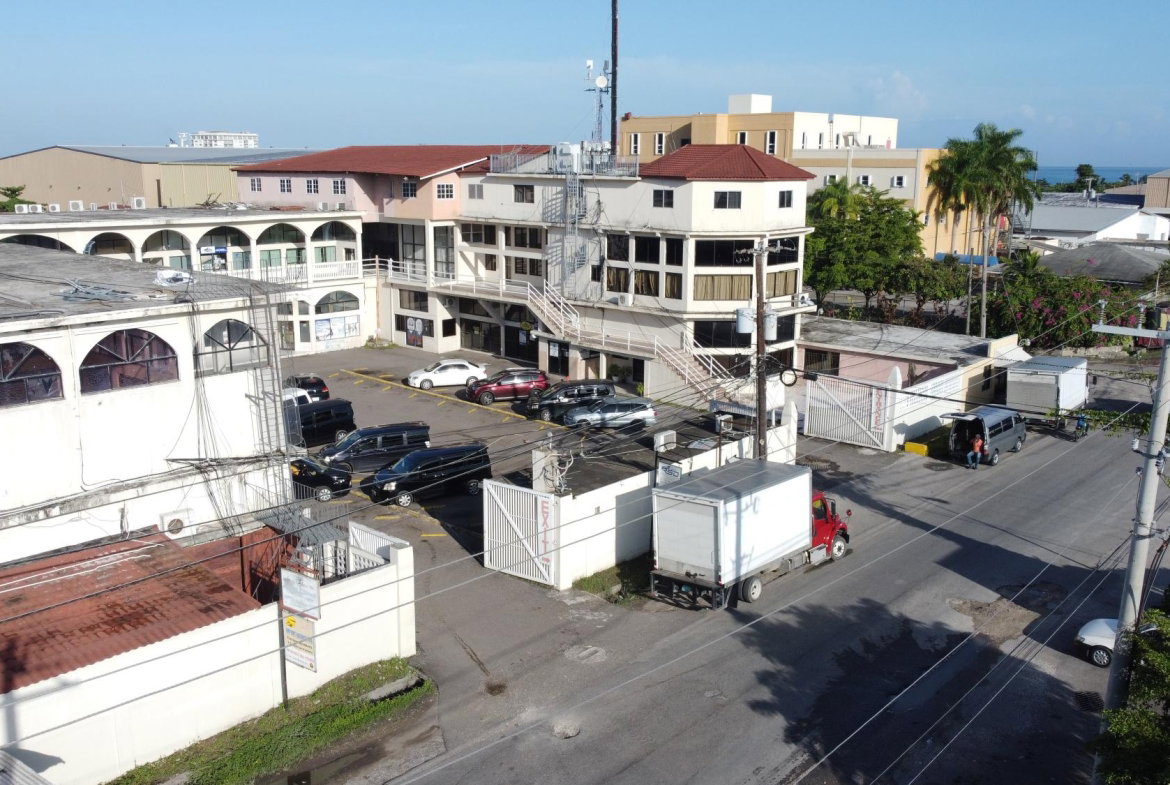 Third image of h6 Coconut Drive Freeport mo in Montego Bay, St. James, Jamaica - property is For Sale