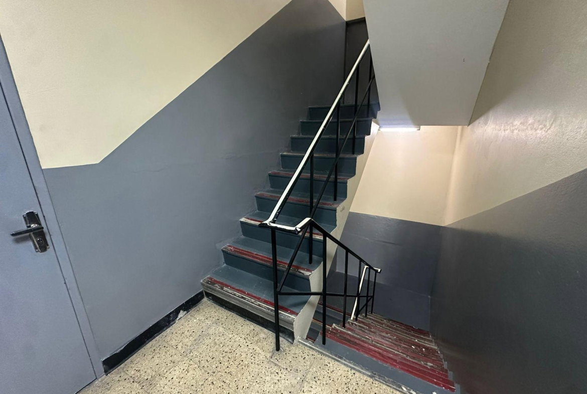 Ninth image of 1st Floor-50-52 Knutsford Boulevard in Kingston 5, St. Andrew, Jamaica - property is For Rent