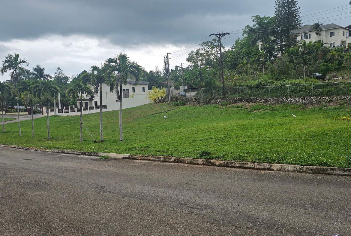 Fifth image of 4 Ingleside Battersea in Mandeville, Manchester, Jamaica - property is For Sale