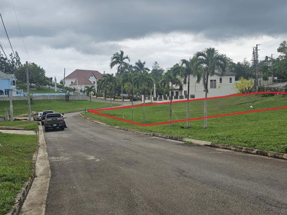 First image of 4 Ingleside Battersea in Mandeville, Manchester, Jamaica - property is For Sale