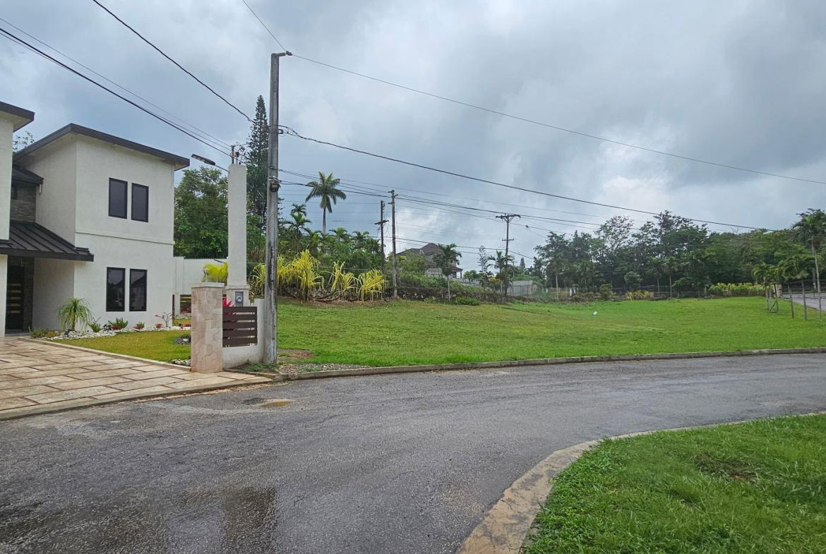 Eighth image of 4 Ingleside Battersea in Mandeville, Manchester, Jamaica - property is For Sale