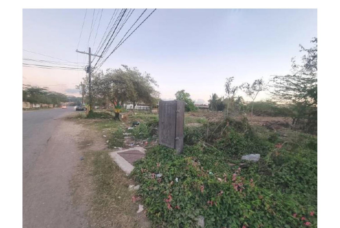 Fourth image of 10 Hazard Drive, Paisley Pen in May Pen, Clarendon, Jamaica - property is For Sale