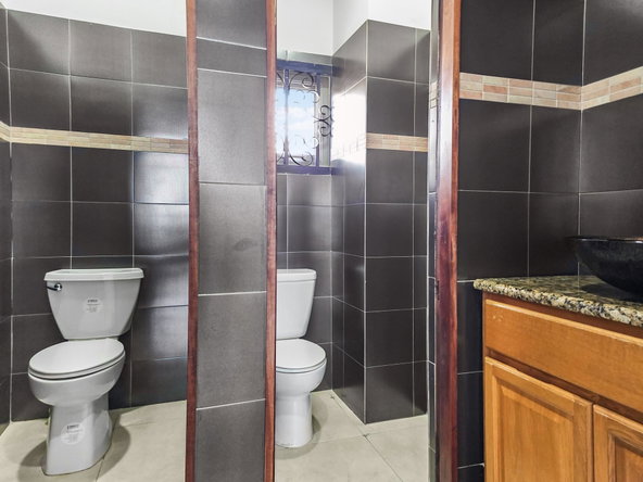 Seventh image of 1st Floor-79 Harbour Street in KINGSTON, Kingston, Jamaica - property is For Rent
