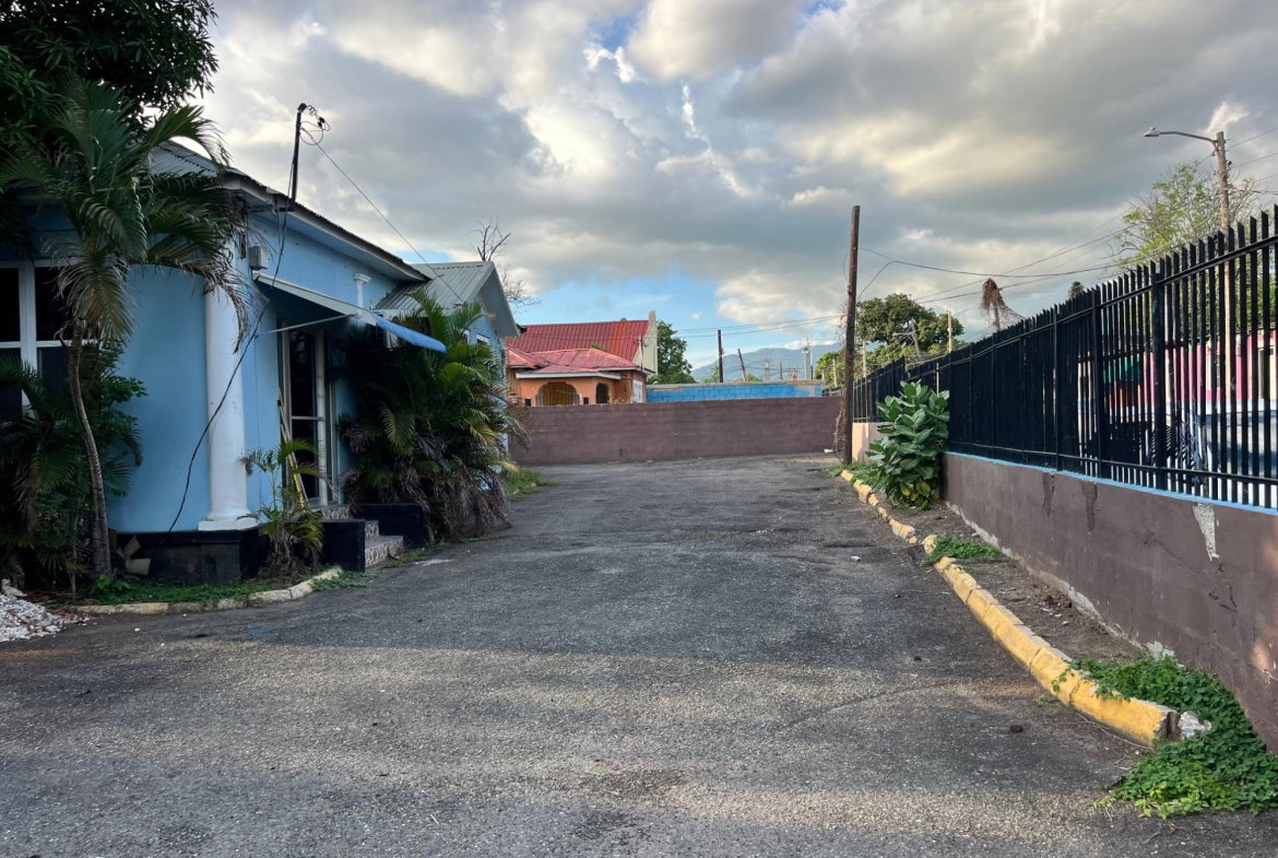 Second image of 12a Central Road, Kencot in Kingston 10, St. Andrew, Jamaica - property is For Rent