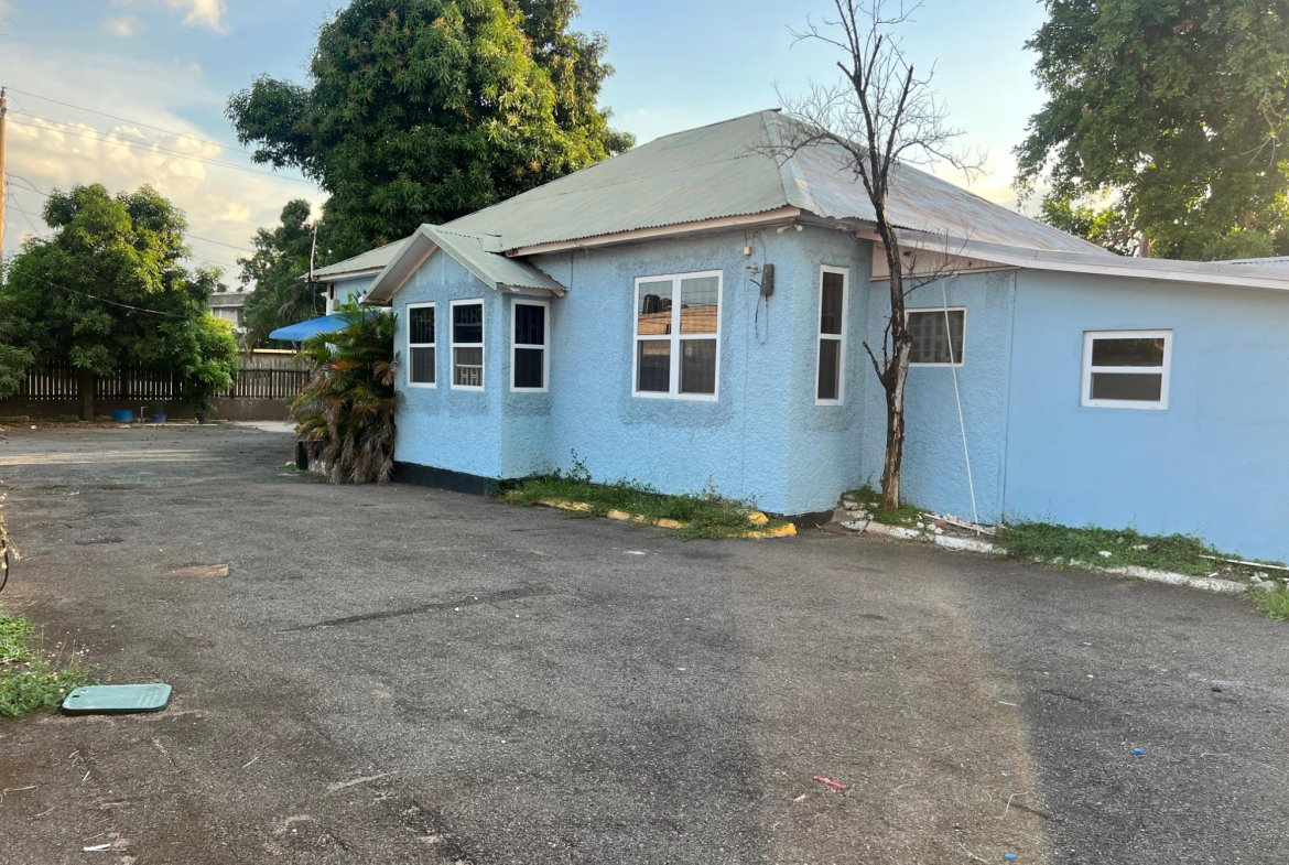 First image of 12a Central Road, Kencot in Kingston 10, St. Andrew, Jamaica - property is For Rent